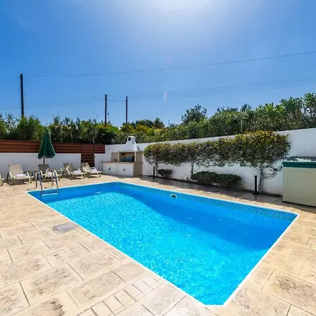 Villa Zacharia Villas