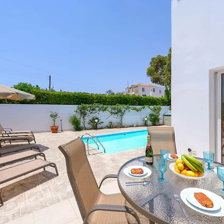 Zacharia Villas